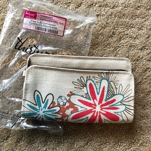 Thirty One Free to be Soft Wallet